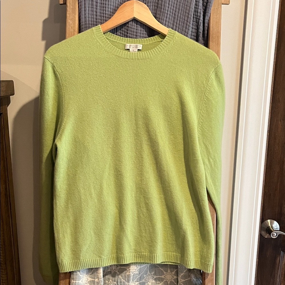 Investments Apple Green Cashmere sweater. Perfect for spring!